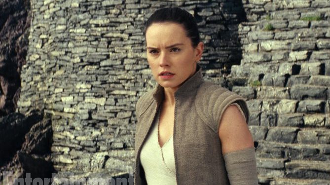 Star Wars: The Last Jedi
Rey (Daisy Ridley)