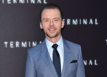 Simon Pegg, interprete di Unkar Plutt, ha ritrattato le sue considerazioni sulla trilogia prequel.