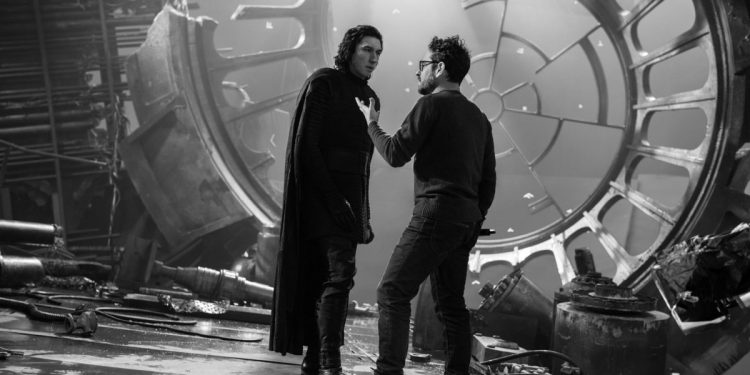 JJ Abrams e Adam Driver sul set di Star Wars L'Ascesa di Skywalker