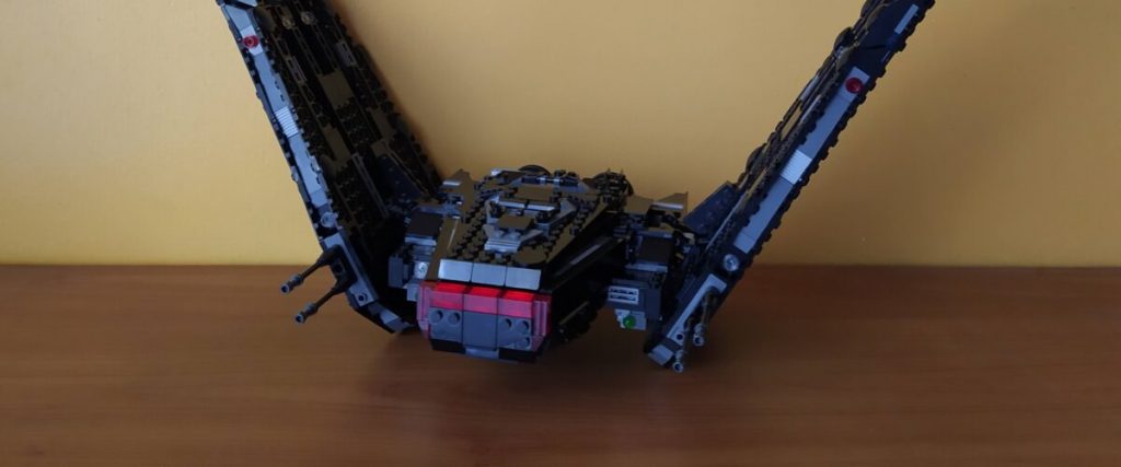 Lego Star Wars 75256 - Shuttle di Kylo Ren