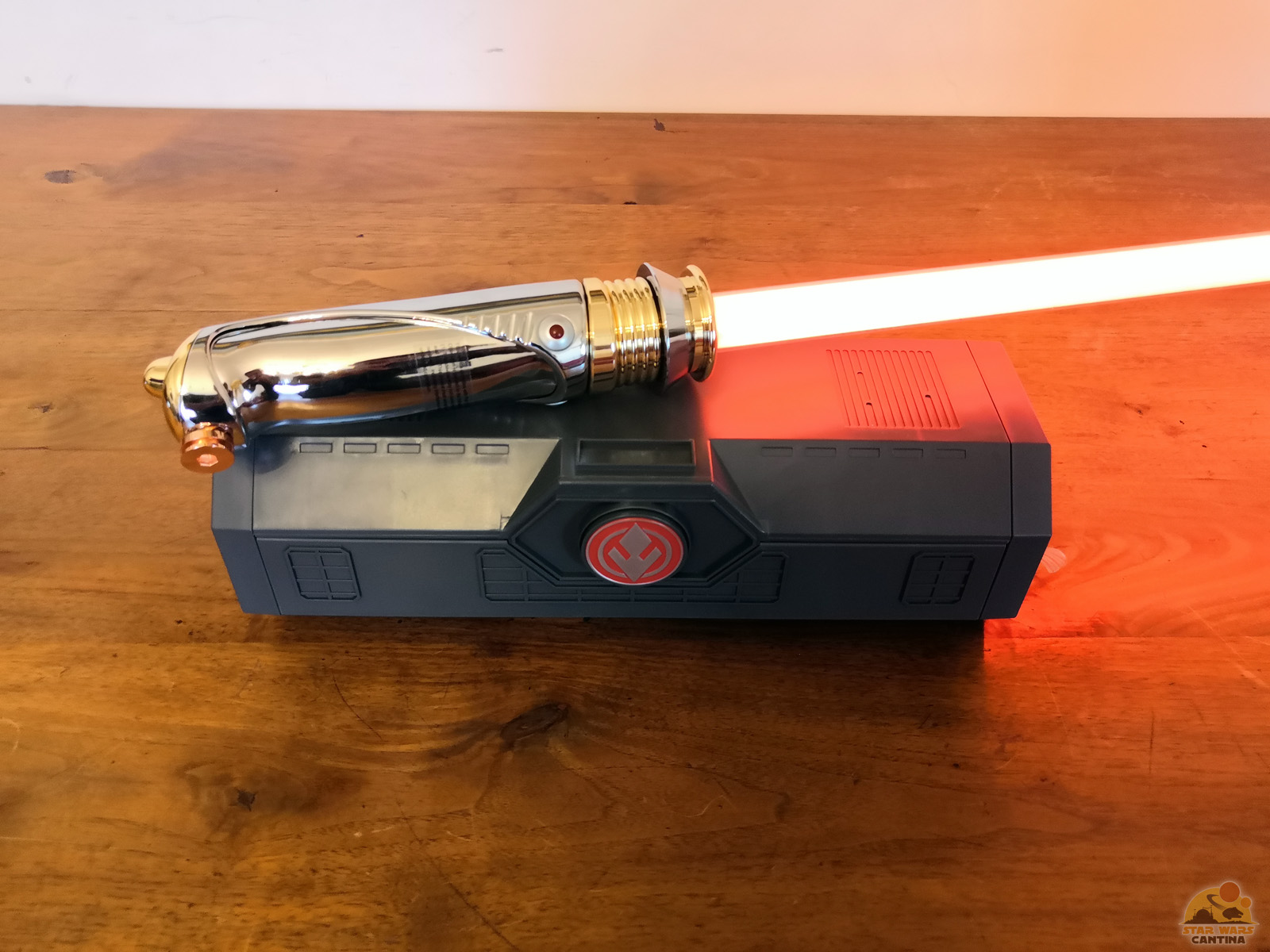 Darth Sidious Lightsaber [Legacy collection] (1)