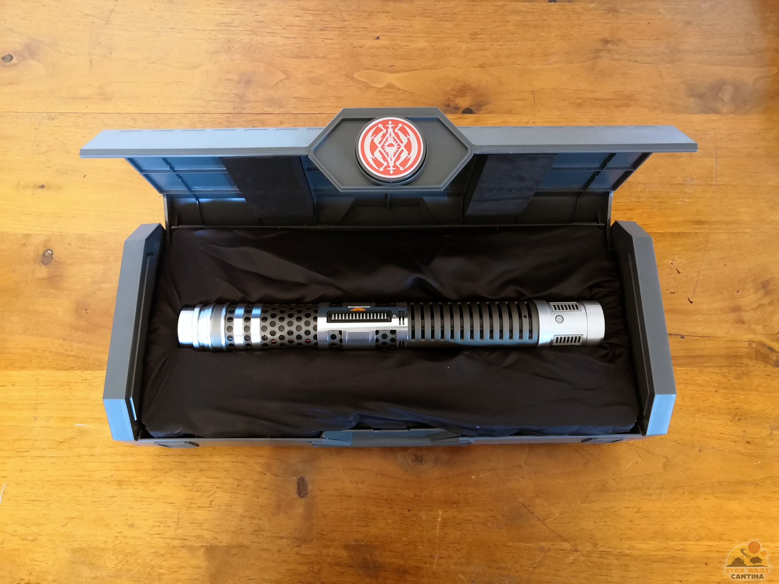 Maul Shadow Lightsaber [Legacy collection] (2)