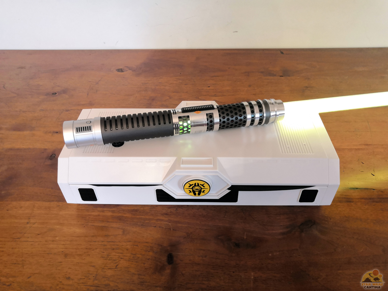 Ventress Refocused Lightsaber [Legacy collection] (1)